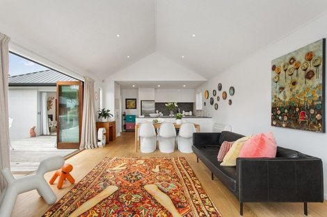 Photo of property in 43 Urunga Avenue, Strowan, Christchurch, 8052