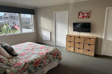 Photo of property in 22a Waiwera Place, Merrilands, New Plymouth, 4312