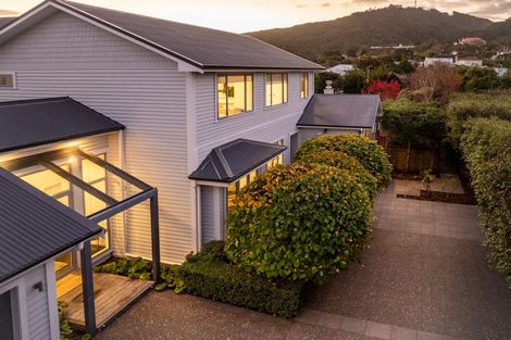 Photo of property in 8 Lochiel Road, Khandallah, Wellington, 6035