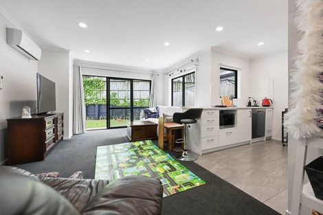 Photo of property in 1/21 Maccallum Court, Rototuna, Hamilton, 3210