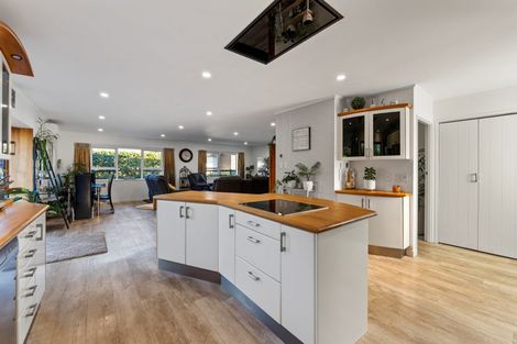 Photo of property in 20 Patterson Road, Hurworth, New Plymouth, 4371