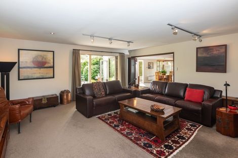 Photo of property in 32 Jeffreys Road, Fendalton, Christchurch, 8052