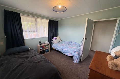 Photo of property in 70 Belvedere Avenue, Waikanae, 5036