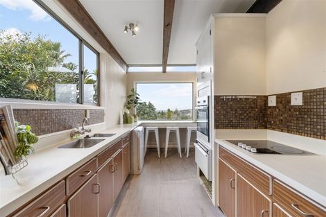 Photo of property in 46 Chatswood Grove, Chatswood, Auckland, 0626