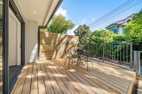 Photo of property in 5 Garfield Street, Brooklyn, Wellington, 6021