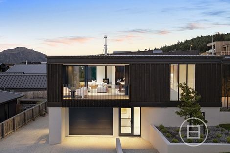 Photo of property in 98 Mills Road, Wanaka, 9305