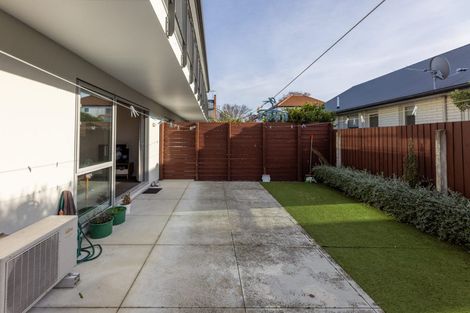 Photo of property in 2/31 Clissold Street, Merivale, Christchurch, 8014