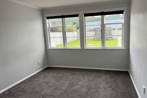 Photo of property in 17 Hunter Street, Taita, Lower Hutt, 5011