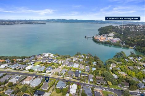 Photo of property in 17 Palmerston Road, Birkenhead, Auckland, 0626