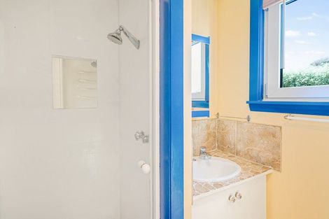 Photo of property in 33 Staffa Street, Woolston, Christchurch, 8062