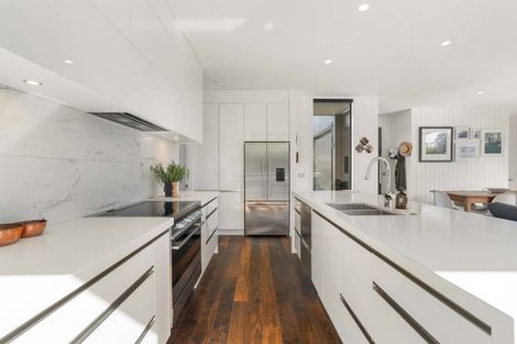 Photo of property in 33 Oceanair Drive, Pauanui, Hikuai, 3579