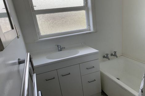 Photo of property in 3 Selwyn Street, Levin, 5510