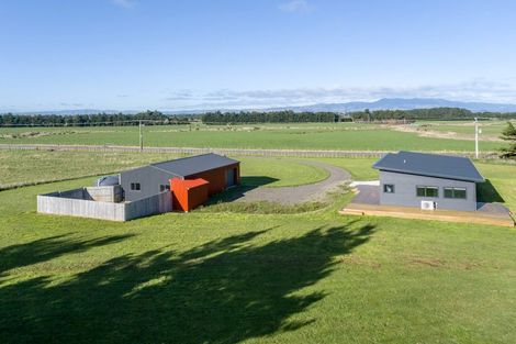 Photo of property in 370 Western Lake Road, Western Lake, Featherston, 5773