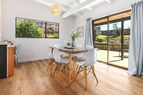 Photo of property in 2 Rainbow Court, Raumati South, Paraparaumu, 5032