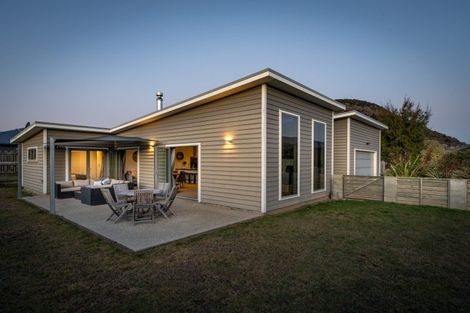 Photo of property in 120 Rob Roy Lane, Wanaka, 9305