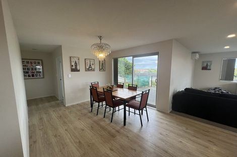 Photo of property in 117 Alec Craig Way, Gulf Harbour, Whangaparaoa, 0930