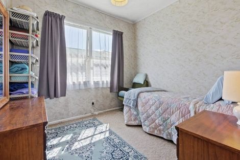 Photo of property in 25 Martin Road, Manurewa, Auckland, 2102