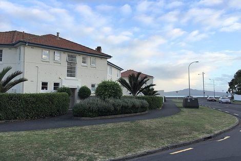 Photo of property in 1/1 Marau Crescent, Mission Bay, Auckland, 1071