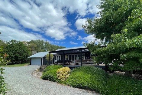 Photo of property in 37a Hardens Lane, Paremoremo, Auckland, 0632