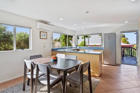 Photo of property in 35 Bay View Road, Whangarei Heads, Whangarei, 0174