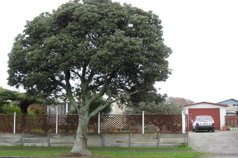 Photo of property in 16 Dillon Drive, Bell Block, New Plymouth, 4312