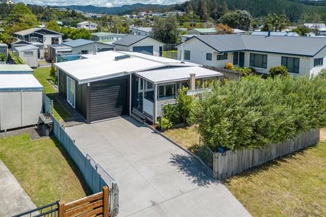 Photo of property in 211 Tui Road, Whangamata, 3620