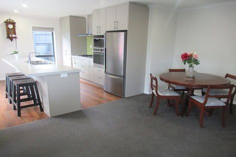 Photo of property in 109 Riverstone Drive, Riverstone Terraces, Upper Hutt, 5018