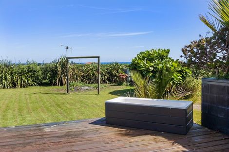 Photo of property in 246 Stent Road, Warea, New Plymouth, 4381