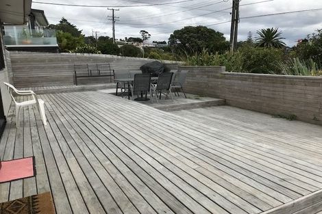 Photo of property in 517 Whangaparaoa Road, Stanmore Bay, Whangaparaoa, 0932