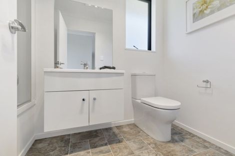 Photo of property in 13 Waiora Road, Stanmore Bay, Whangaparaoa, 0932