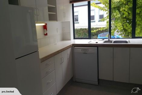 Photo of property in 9/14 Harriett Street, Thorndon, Wellington, 6011