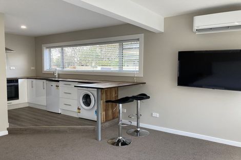 Photo of property in 226 Memorial Avenue, Burnside, Christchurch, 8053