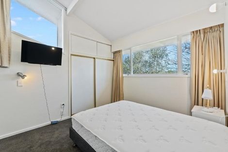 Photo of property in 12 Lynfield Avenue, Ilam, Christchurch, 8041