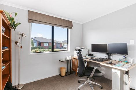 Photo of property in 16 Traverse Lane, Omokoroa, 3114