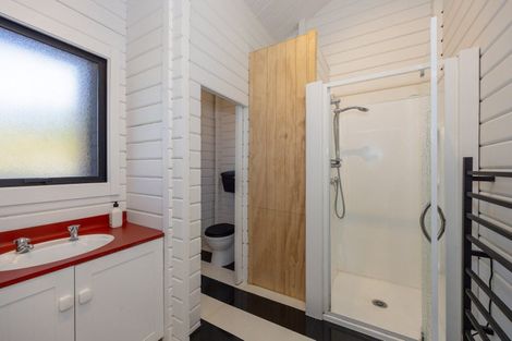 Photo of property in 64 Beacon Point Road, Wanaka, 9305