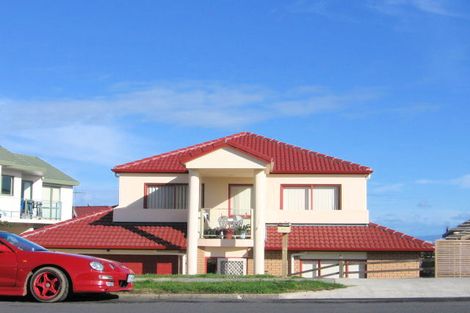 Photo of property in 35 Ransom Smyth Drive, Goodwood Heights, Auckland, 2105