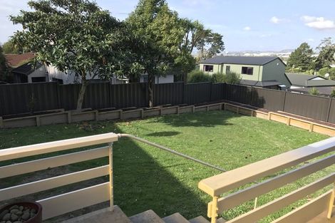 Photo of property in 63 Jaemont Avenue, Te Atatu South, Auckland, 0610