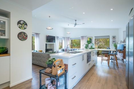 Photo of property in 94 Aranui Road, Mapua, 7005