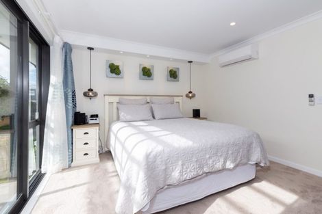 Photo of property in 35 Dida Park Drive, Kumeu, 0810