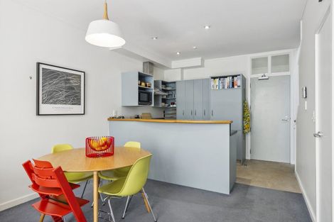Photo of property in 3/31 Majoribanks Street, Mount Victoria, Wellington, 6011
