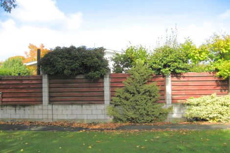 Photo of property in 3 Pulford Place, Ilam, Christchurch, 8041