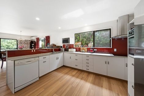 Photo of property in 34 Milton Terrace, Picton, 7220