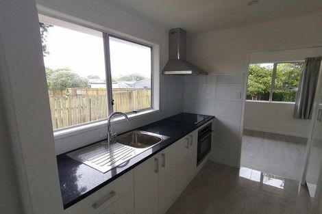Photo of property in 2/7 Ririno Place, Manurewa, Auckland, 2102