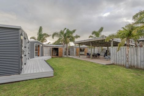 Photo of property in 5 Aquila Drive, Whitianga, 3510