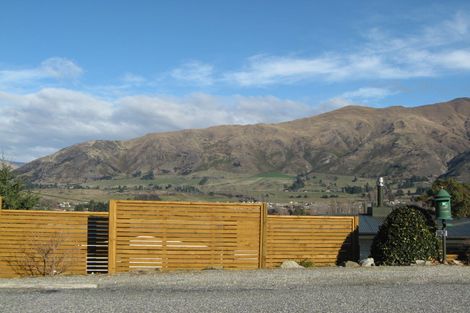 Photo of property in 102/108 Lismore Street, Wanaka, 9305