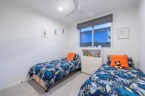 Photo of property in 5 Dida Park Drive, Kumeu, 0810