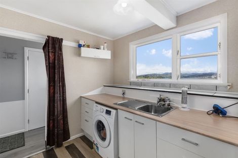 Photo of property in 17 Waiho Terrace, Elsdon, Porirua, 5022