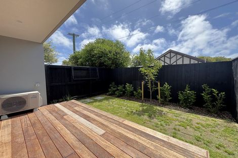 Photo of property in 4/13 Goldsmith Place, Waltham, Christchurch, 8023