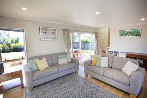 Photo of property in 317 Linton Crescent, Whangamata, 3620