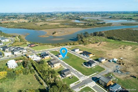 Photo of property in 10 Taipahitini Road, Rosehill, 2113